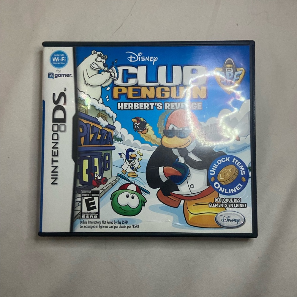 ☾.݁ᛪ༙ 3/$20 🕹️🎮 Disney Club Penguin: Herbert's Revenge NintendoDS - CIB + TESTED